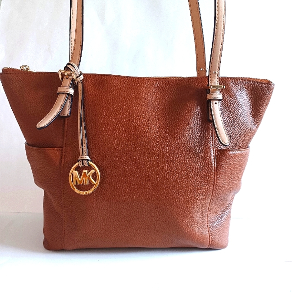 EUC Michael Kors Bag